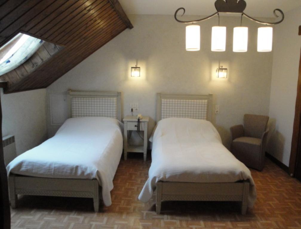 Ferme Du Vieux Puits Bed & Breakfast Bony Стая снимка
